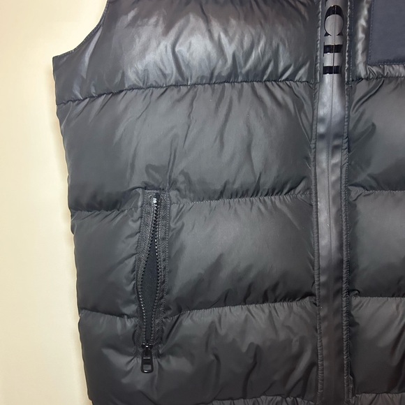 Coach monogram down puffer vest - Picture 4 of 16